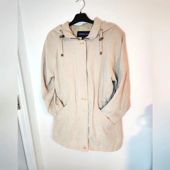 London Fog Women's Coat Beige Size Small Full Zip with Bottons - Picture 1 of 8